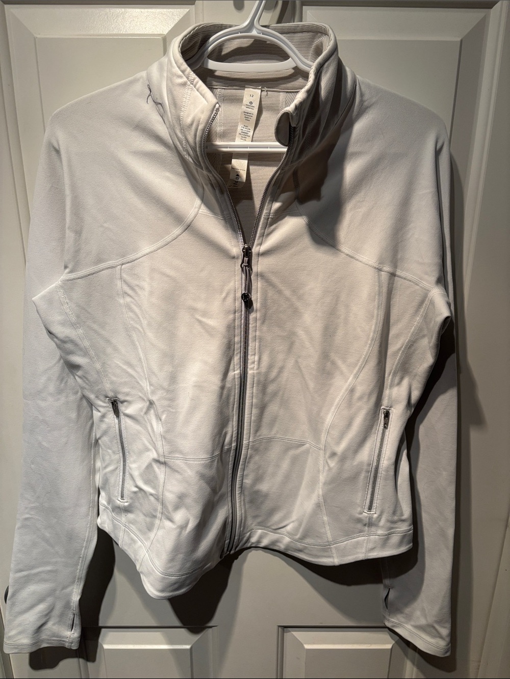 lululemon athletica Shape Jacket *Silver
White